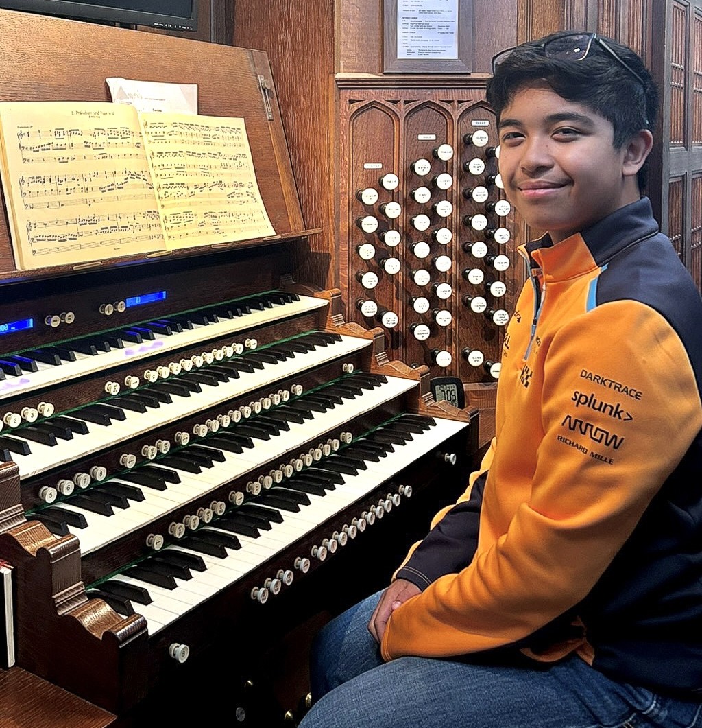 Ex-Chorister to play an Organ Recital at Christchurch Cathedral, Oxford, Sunday, 15 March at 3.00pm